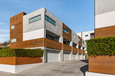 860 1/2 S Wilton Place, Los Angeles, CA 90005 - Photo 1