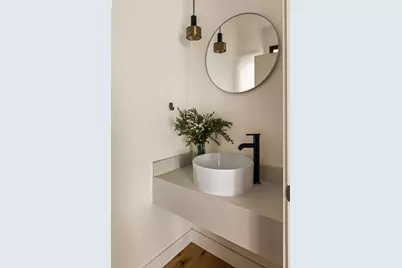 860 1/2 S Wilton Place, Los Angeles, CA 90005 - Photo 9