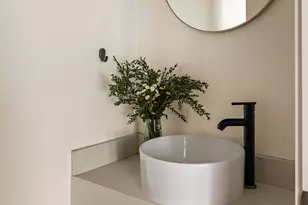 860 1/2 S Wilton Pl, Los Angeles, CA 90005 - Photo 9