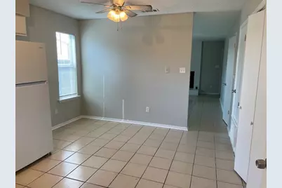 8401 Colony Loop Drive #D, Austin, TX 78724 - Photo 5