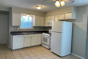 8401 Colony Loop Dr, Austin, TX 78724 - Photo 3