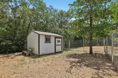 126 King Street, Bastrop, TX 78602 - Photo 31