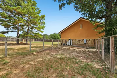 126 King Street, Bastrop, TX 78602 - Photo 31