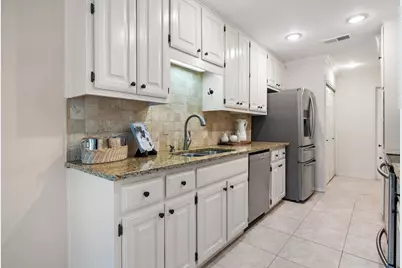 3815 Williamsburg Circle, Austin, TX 78731 - Photo 17