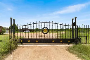12212 Ballerstedt Rd, Elgin, TX 78621 - Photo 33