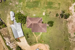 12212 Ballerstedt Rd, Elgin, TX 78621 - Photo 31