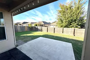 246 Pigeonberry Pass, Buda, TX 78610 - Photo 11