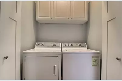 702 W North Loop Boulevard, Austin, TX 78751 - Photo 23