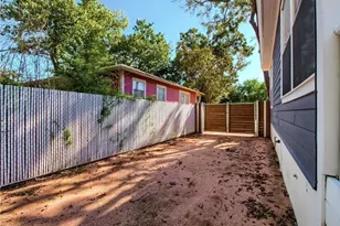 702 W N Loop Blvd, Austin, TX 78751 - Photo 15