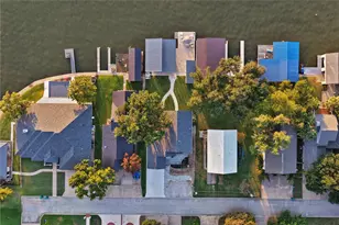 136 Web Isle Dr, Marble Falls, TX 78654 - Photo 3