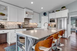 136 Web Isle Dr, Marble Falls, TX 78654 - Photo 11