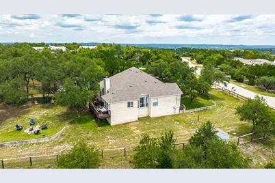 2016 Hidden Hills Drive, Dripping Springs, TX 78620 - Photo 21