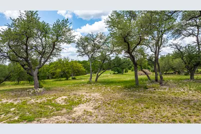 2016 Hidden Hills Drive, Dripping Springs, TX 78620 - Photo 29
