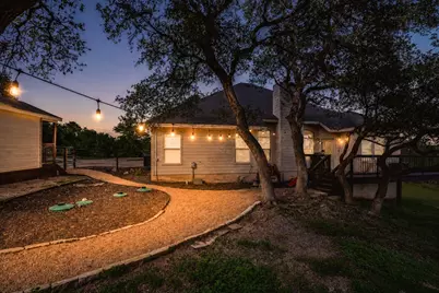 2016 Hidden Hills Drive, Dripping Springs, TX 78620 - Photo 33