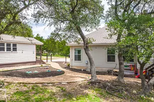 2016 Hidden Hills Dr, Dripping Springs, TX 78620 - Photo 23