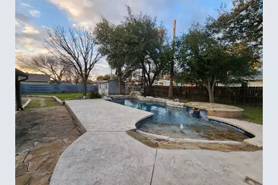 2000 Donna Drive, Taylor, TX 76574 - Photo 23