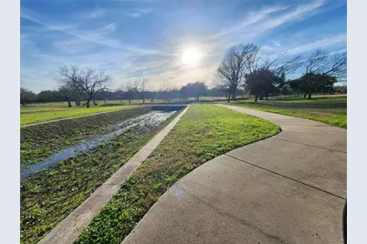 2000 Donna Drive, Taylor, TX 76574 - Photo 27