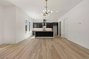 189 Nuuanu Ln, Bastrop, TX 78602 - Photo 5