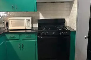 2105 Wordsworth Dr, Austin, TX 78704 - Photo 11