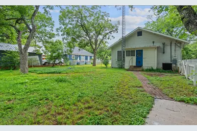 510 S Guadalupe Street, Lockhart, TX 78644 - Photo 29