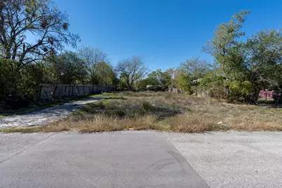 313 N Front Street, Kyle, TX 78640 - Photo 3