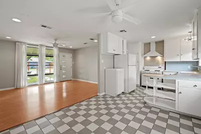 5212 Berkman Drive, Austin, TX 78723 - Photo 9