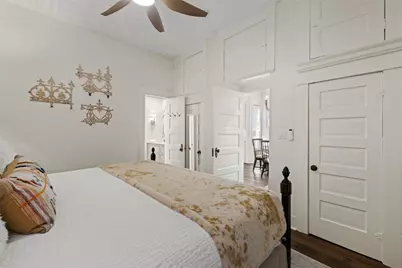119 W San Antonio Street, Fredericksburg, TX 78624 - Photo 13