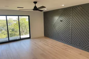 909 Cat Hollow Club Dr, Briarcliff, TX 78669 - Photo 21