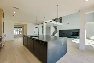 909 Cat Hollow Club Dr, Spicewood, TX 78669 - Photo 9