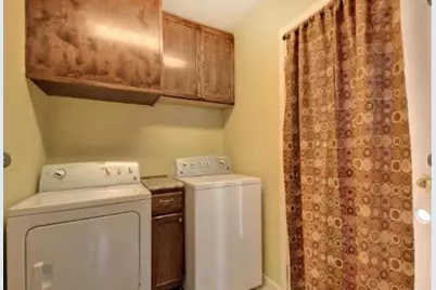 2406 E 11th Street, Austin, TX 78702 - Photo 25