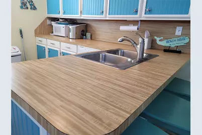 16607 Henry Morgan Road, Jamaica Beach, TX 77554 - Photo 15