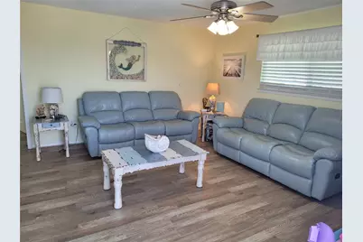 16607 Henry Morgan Road, Jamaica Beach, TX 77554 - Photo 11