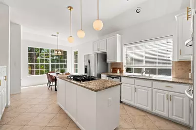 10036 Scull Creek Drive, Austin, TX 78730 - Photo 7