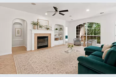 10036 Scull Creek Drive, Austin, TX 78730 - Photo 5