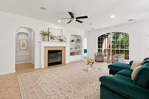 10036 Scull Creek Dr, Austin, TX 78730 - Photo 5