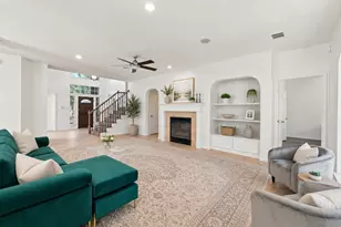 10036 Scull Creek Dr, Austin, TX 78730 - Photo 11