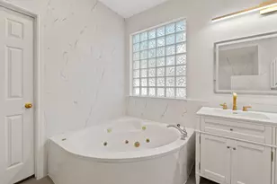 10036 Scull Creek Dr, Austin, TX 78730 - Photo 17