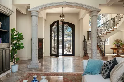 401 Brooks Hollow Road, Lakeway, TX 78734 - Photo 5