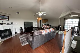 134 Clearwater Ct, Canyon Lake, TX 78133 - Photo 9