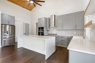 143 Keystone Rdg, Buchanan Dam, TX 78609 - Photo 9