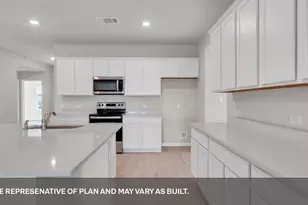 124 Southridge Trl, Marble Falls, TX 78654 - Photo 5