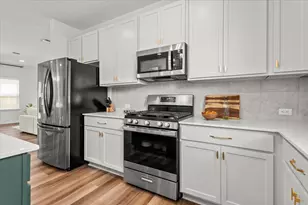 8915 Looksee Ln, Austin, TX 78744 - Photo 7