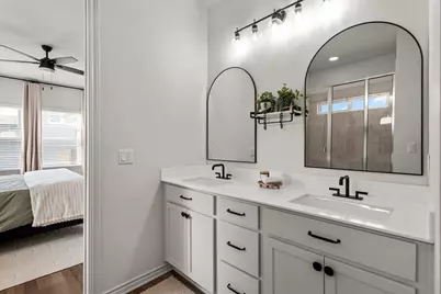 8915 Looksee Lane, Austin, TX 78744 - Photo 13