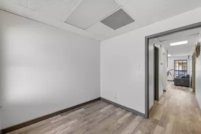 13740 Research Boulevard #R Unit 2, Austin, TX 78750 - Photo 23