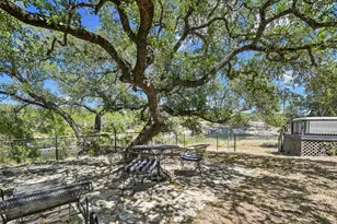 24000 Bluebird Ln, Marble Falls, TX 78654 - Photo 23