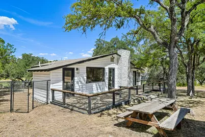 24000 Bluebird Lane, Marble Falls, TX 78654 - Photo 19