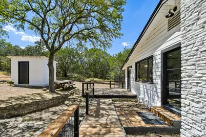 24000 Bluebird Lane, Marble Falls, TX 78654 - Photo 19