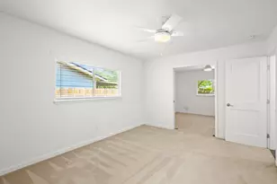 1212 Dunstan Dr, Austin, TX 78745 - Photo 11