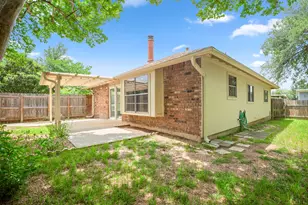 1212 Dunstan Dr, Austin, TX 78745 - Photo 21