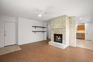 1212 Dunstan Dr, Austin, TX 78745 - Photo 3